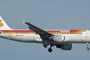 Самолет авиакомпании Iberia // Airliners.net