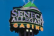 Отель и казино принадлежат индейскому племени сенека. // senecaalleganycasino.com