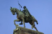 Памятник св. Вацлаву будут охранять. // a-praga.com