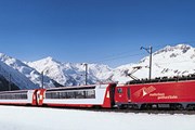 Поезд Glacier Express линии Церматт - Санкт-Мориц // glacierexpress.ch
