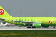 Самолет Airbus A310 авиакомпании "Сибирь" // Airliners.net
