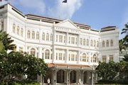 Сингапурский Raffles Hotel занял первое место. // booking.com