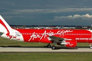 Самолет авиакомпании AirAsia // AIrliners.net