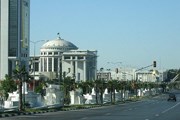 Туркмения провозгласила курс на развитие туризма. // Google.com