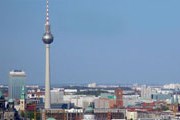 Достопримечательности Берлина привлекают туристов. // mdc-berlin.de