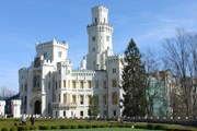 Глубока-над-Влтавоу - единственный чешский замок, выполненный в английской традиции. // hrady.cz