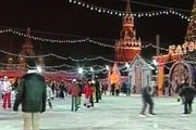 На главной площади страны открылся каток. // Первый канал
