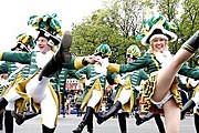 Карнавал стал традиционным праздником Петербурга. // BBC