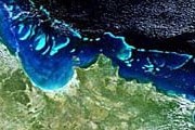 Так Большой Барьерный риф выглядит из космоса. // sciencedaily.com