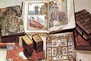 Старинные книги станут экспонатами музея. // vivovoco.rsl.ru