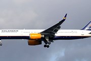 Самолет авиакомпании Icelandair // Airliners.net