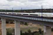 Высокоскоростной поезд AVE // Railfaneurope.net