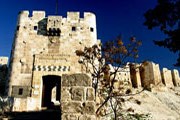 Копия крепости Алеппо также есть в малайзийском парке. // bugbog.com