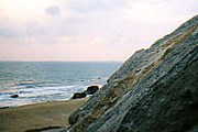 На побережье Каспийского моря строится все больше курортов. // nature.aznet.org