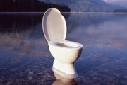 Проблема с туалетами омрачает туристам отдых в районе Морске-Око. // GettyImages