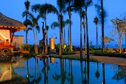 Отель состоит из вилл с персональными бассейнами. // starwoodhotels.com
