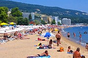Курорты Болгарии привлекают российских туристов. // goldenhills.ru