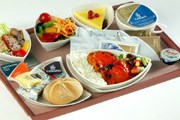 Бортовое питание на рейсе United // Airlinemeals.net