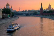 Покататься по Москве-реке можно до выходных. // teplohod.com