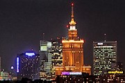 Варшава - в списке городов, которые стоит посетить в 2009 году. // czarnota.org