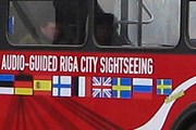 Надпись "Riga city sightseeing" будет продублирована на латышском. // Travel.ru
