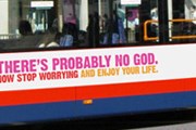 Такой надписью будет украшено 30 автобусов. // atheistcampaign.org
