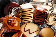 Гости праздника узнают о шоколаде все. // luxlux.pl