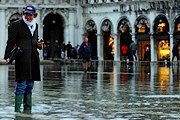Уровень воды в Венеции снова поднялся. // icecreamireland.com
