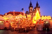 В новогодние праздники Прага готовится принять туристов. // GettyImages/Richard Nebesky