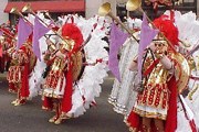 Парад мимов - незабываемый красочный праздник. // philadelphia.about.com
