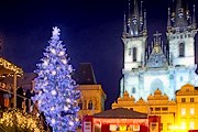 Новый год в Праге привлекает туристов. // GettyImages