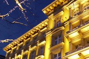 Grand Hotel в Вене уже не первый год, по мнению читателей журнала, является лучшим. // jjwhotels.com