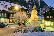 Курорты Австрии привлекают туристов. // GettyImages / Ulli Seer