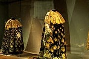 На выставке можно увидеть костюмы, которые носили при королевском дворе. // fastesdecour.chateauversailles.fr