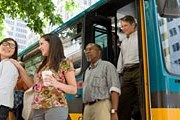 Пассажиры автобусов получат те же права, что и авиапассажиры. // UpperCut Images
