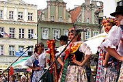 В программе праздника - выступление фольклорных коллективов. // folklor.pl