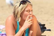 Курить на пляжах запретят. // news.com.au