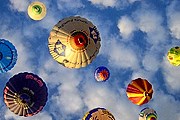 В программе фестиваля - полеты на воздушных шарах. // Podroze.onet.pl