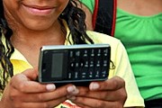Мобильные телефоны помогут сориентироваться в Диснейленде. // GettyImages / Sandy Jones