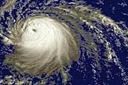 Гидрометцентр предупреждает о тайфунах на Карибах. // tourprom.ru
