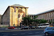 Национальный музей в Варшаве ограничивает возможность посещений. // wikipedia.org
