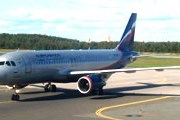 Самолет "Аэрофлота" прибывает из Калининграда в Санкт-Петербург в одном из первых рейсов // Travel.ru