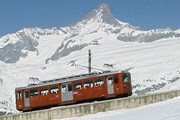 Высокогорный швейцарский поезд // Railfaneurope.com