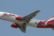 Самолет бюджетной авиакомпании AirAsia // Airliners.net