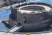 Туристы вновь могут посетить крепости Тенерифе. // santacruzmas.com