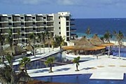 Dreams Riviera Cancun рассчитан на 486 номеров и сьютов. // daydreamsresorts.wordpress.com 