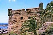 Крепость Кастильо-де-Сан-Хосе станет концертной площадкой. // absolutlanzarote.com