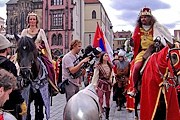 Красочное шествие отправится в Карлштейн. // ilovecz.ru
