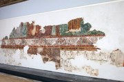 До наших дней сохранилась лишь нижняя часть фрески. // Министерство туризма Израиля в РФ и СНГ