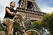 Париж предлагает экскурсии на велосипеде. // tout-paris.org